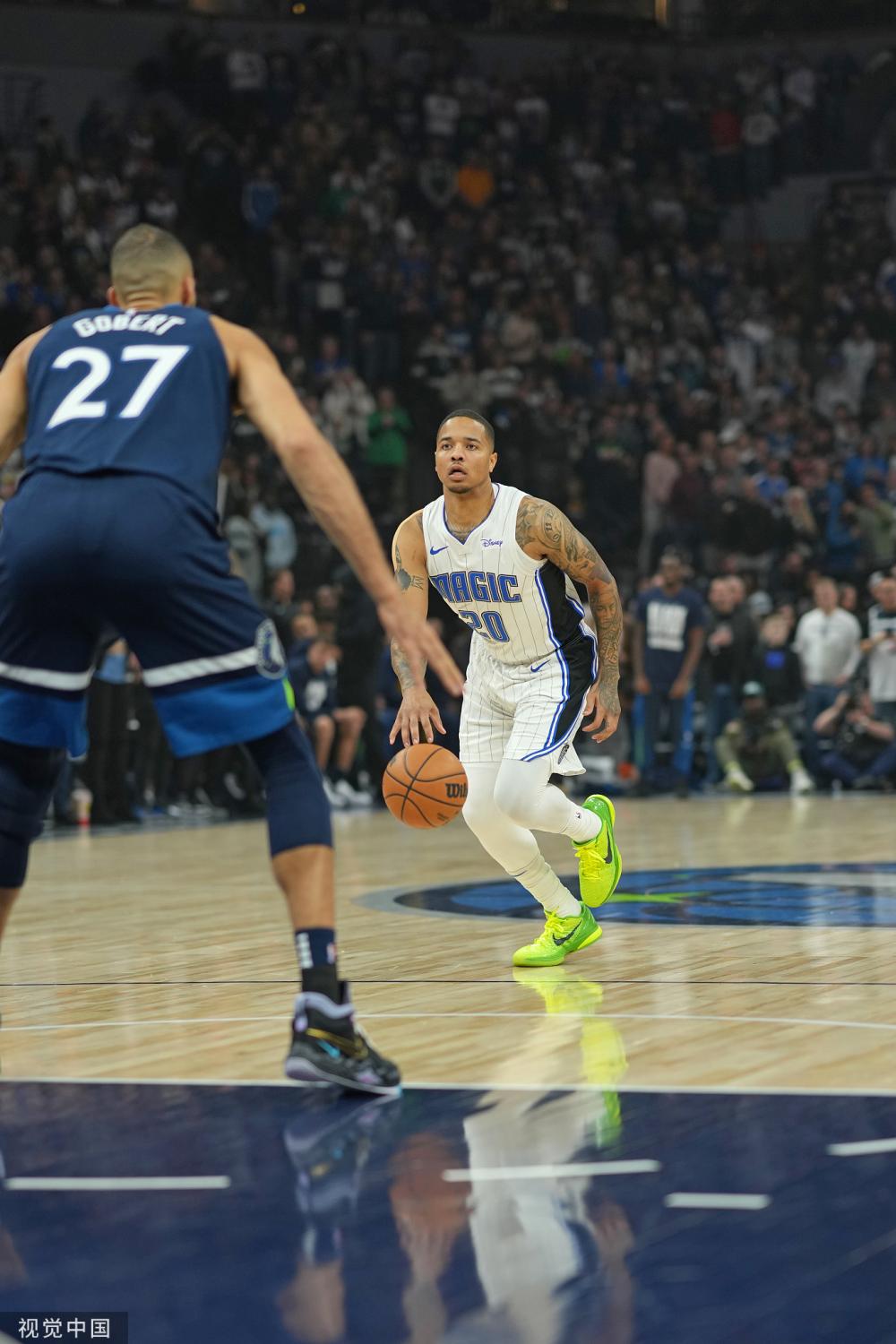 多名主力同 多名主力同