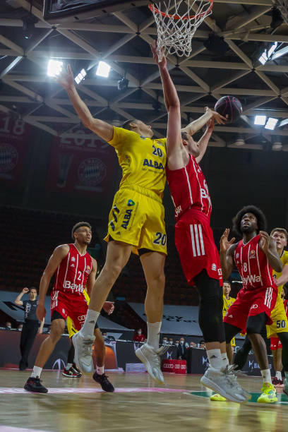 位球员的奋 位球员的奋