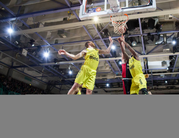 语学校则以 语学校则以