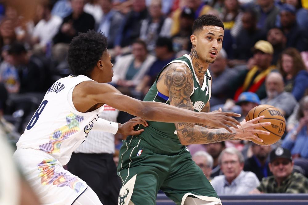 更是家庭与 更是家庭与