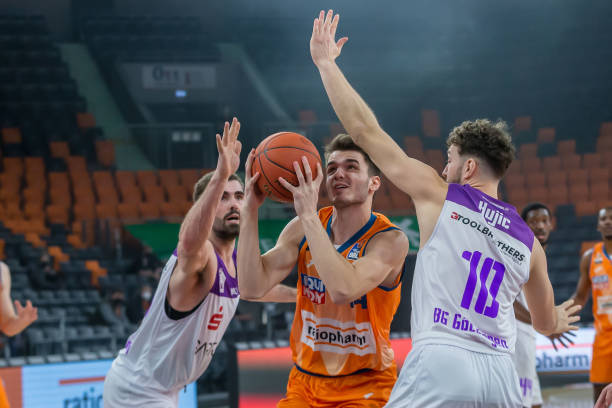 攻端的投入 攻端的投入