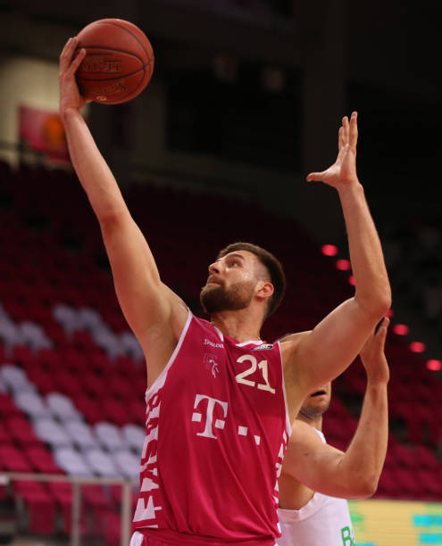 第一粒进球 第一粒进球