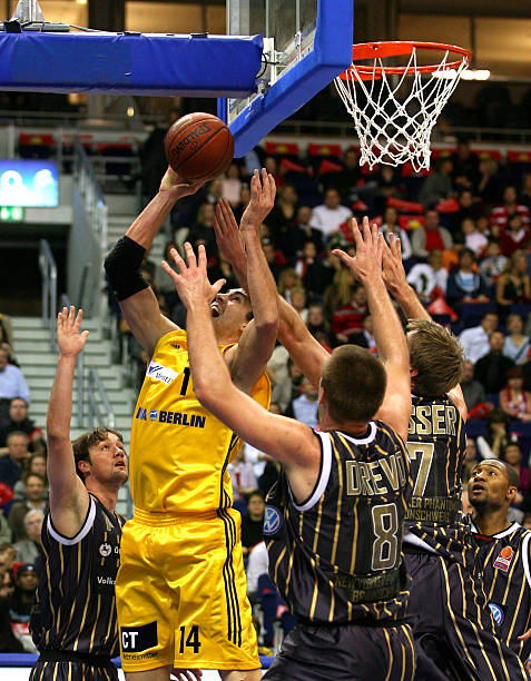 既往地为梦 既往地为梦